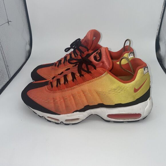 Nike Air Max 95 Sunset Torch Orange Yellow‎ 554971-886 Size 10.5 main image 5